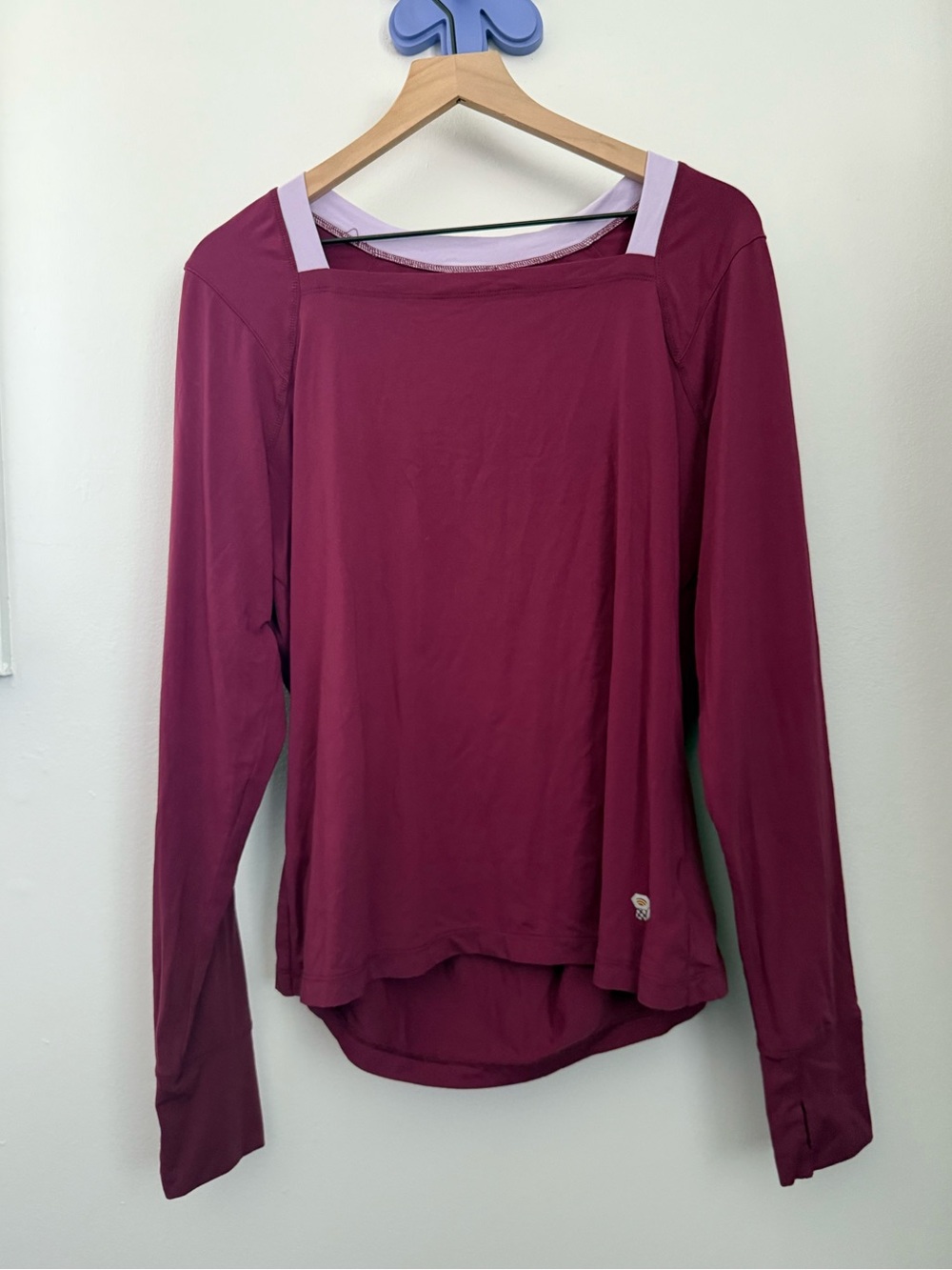 Mountain Hardwear XL Dark Magenta Pink Long Sleeve Square Neck Outdoor Hike